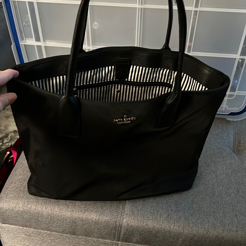 Black Kate Spade purse
